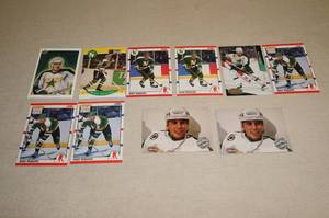lot 73 image: Mike Modano Hockey Cards