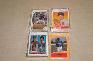 lot 49 image: Minnesota Twins Rookie Cards - Mahomes, Ritchie, Banks