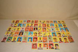 lot 85 image: Box of 1958 Baseball Cards