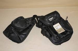 lot 14 image: Cashel Horse Saddle Bags