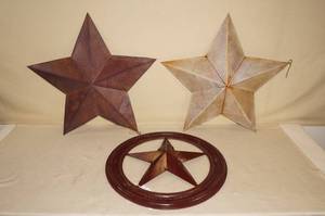 lot 23 image: Rustic Metal Star Decor