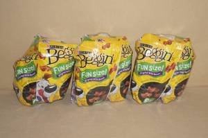 lot 27 image: Purina Fun Size Beggin Strips Dog Treats