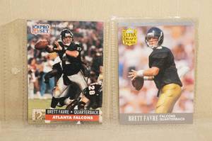 lot 62 image: 2 Brett Favre Atlanta Falcons Rookie Cards