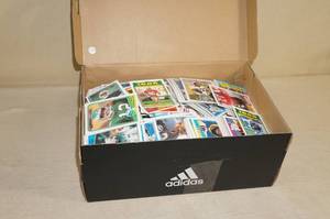 lot 78 image: Box of Late 80s Football Cards