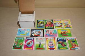 lot 100 image: Box of Garbage Pail Kids Cards