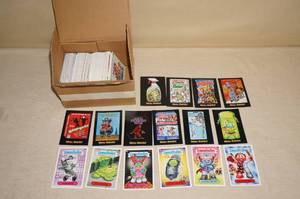lot 98 image: Box of Garbage Pail Kids Cards