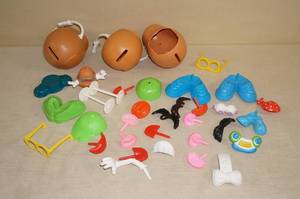 lot 145 image: Mister Potato Head Toys