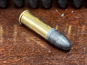lot 48 image: (100) Rounds Blazer .22LR 40grain