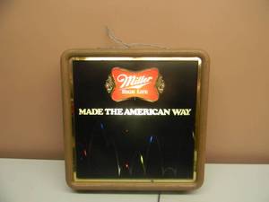 lot 25 image: VINTAGE MILLER HIGH LIFE MADE THE AMERICAN WAY BOUNCING BALL LIGHT - AWESOME PIECE - WORKS - APPROX 16 BY 16 - SEE PICTURES