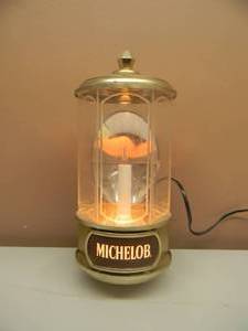 lot 30 image: VINTAGE MICHELOB BEER LIGHTED WALL SCONE - APPROX 15 TALL - SEE PICTURES
