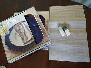 NIB Blue Chargers, Place Mats & Shakers