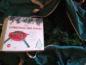 Large Christmas Tree wStand & Canvas Bag