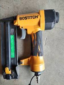 Bostitch Fastening System w Brad Nails