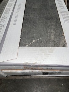 lot 98 image: ASSORTED VINYL  PORCELAIN  CERAMIC WALL & FLOOR TILE. VARIOUS KINDS AND CONDITIONS. SEE PICTURES