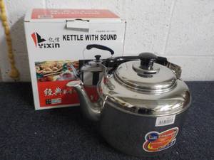 lot 65 image: YIXIN stainless steel kettle with s...