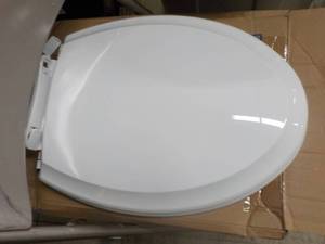 lot 138 image: soft close toilet seat...