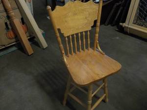 lot 165 image: Swivel Oak Bar Stool 24 seat to fl...