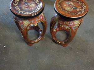 lot 181 image: 2 decorative stands 19x11 in a su...
