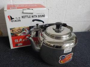 lot 64 image: YIXIN stainless steel kettle with s...