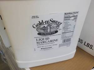 lot 276 image: 2 - 17.5 lb. jugs Gold n Sweet Liqu...