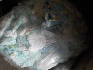 lot 295 image: Bag of 100 or so Newborn- 3 month s...