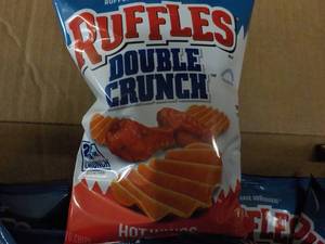 lot 306 image: Case of 64 bags Ruffles Double Crun...