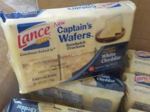 lot 336 image: 2 Cases of 12 x 6 x 4 ct Lance Capt...