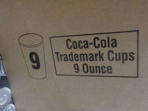 lot 341 image: Case of 2000 9 oz Cups...