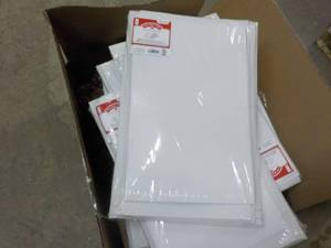 lot 194 image: Holiday Time Gift Boxes and Scented...