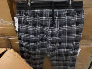 lot 210 image: 24 pair Beverly Hills Polo Club Bla...