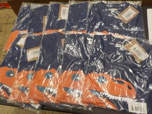 lot 231 image: Coyote and Co Tshirts 5 size 4T, 5...