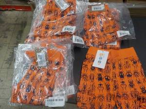lot 225 image: Coyote and Co Shorts retail $20 1 ...