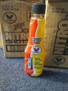 lot 9 image: 12 - 5.25 oz Valvoline Concentrated...