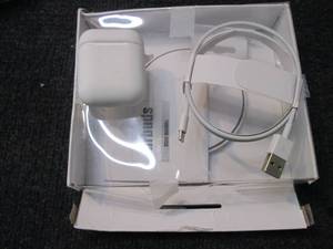 lot 29 image: Bluetooth Airbuds with Charger open...