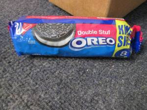 lot 102 image: 12- 8ct 4.1 oz Pks Double Stuf Oreo...