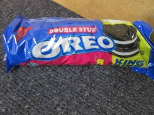 lot 130 image: 12- 8ct 4.1 oz Pks Double Stuf Oreo...