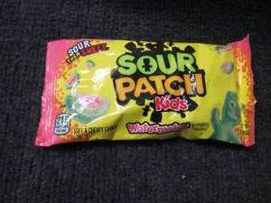 lot 135 image: 12 - 8 oz Sour Patch Kids Watermelo...