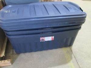 lot 205 image: 3 XL Rubbermaid Roughneck Totes dam...