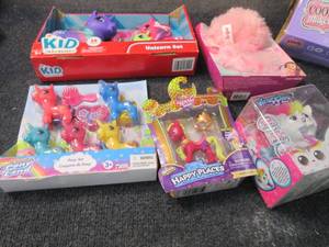 lot 226 image: Assorted Toys...