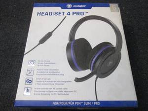 lot 258 image: HeadSet 4 Pro...