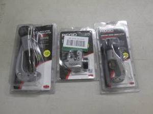lot 53 image: 3 rigid tubing cutters ...