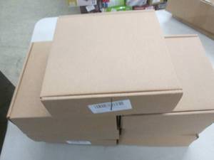 lot 105 image: 74 packs plastic spray bottles ...