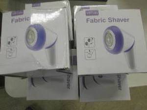 lot 115 image: 10 fabric shavers ...