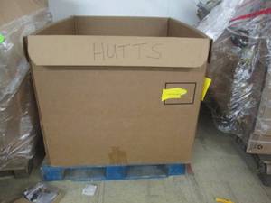 lot 125 image: pallet box of phone cases, phone co...