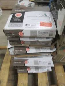 lot 213 image: 8 packages of traffic master 12x12 ...