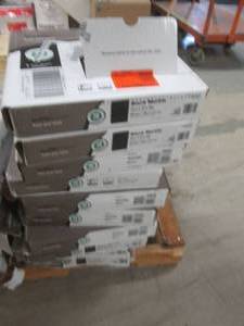 lot 214 image: 10 packages of traffice master 12x1...
