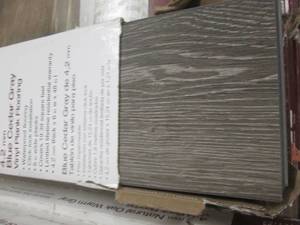 lot 223 image: 4 packages of home decorators colle...