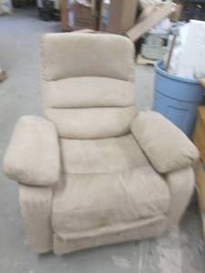 lot 274 image: tan recliner missing side pieces on...
