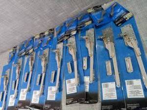 lot 8 image: Mixed lot of 10 34 in., Diecast, Right Hand Casement Dual Arm Operator & Crank Handle, 38 in. Spline Socket, Stone Color, Fits Andersen Casement Operators