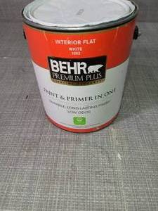 lot 44 image: 1 gal. Ultra Pure White Flat Low Odor Interior Paint and Primer in One by Behr premium plus